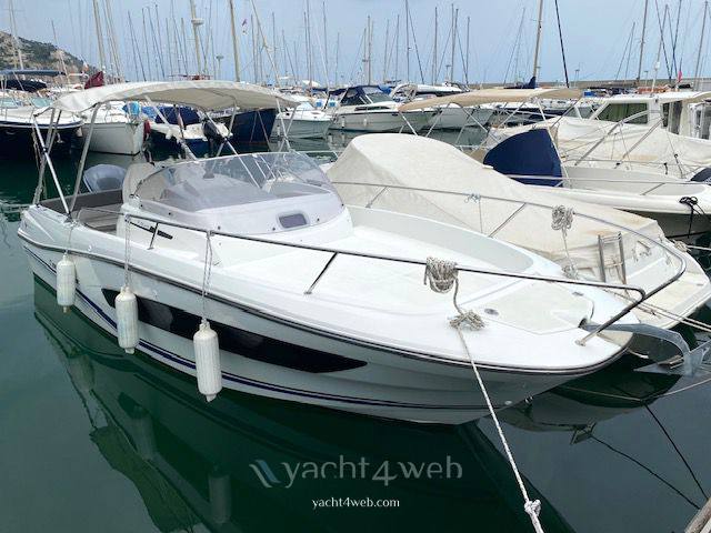 Jeanneau Cap camarat 7.5 wa serie 2