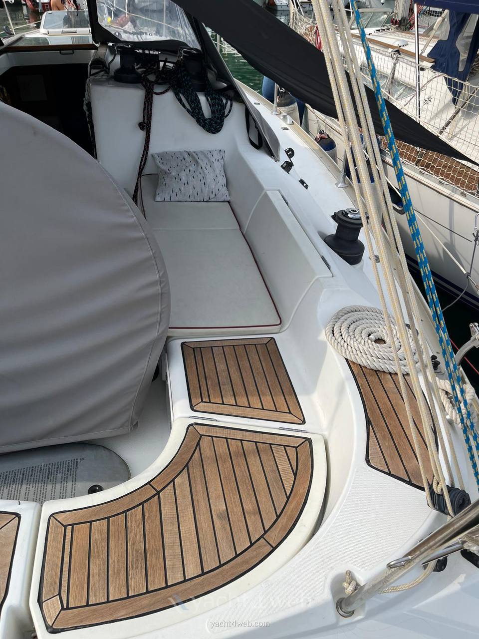 Jeanneau Sun fast 37