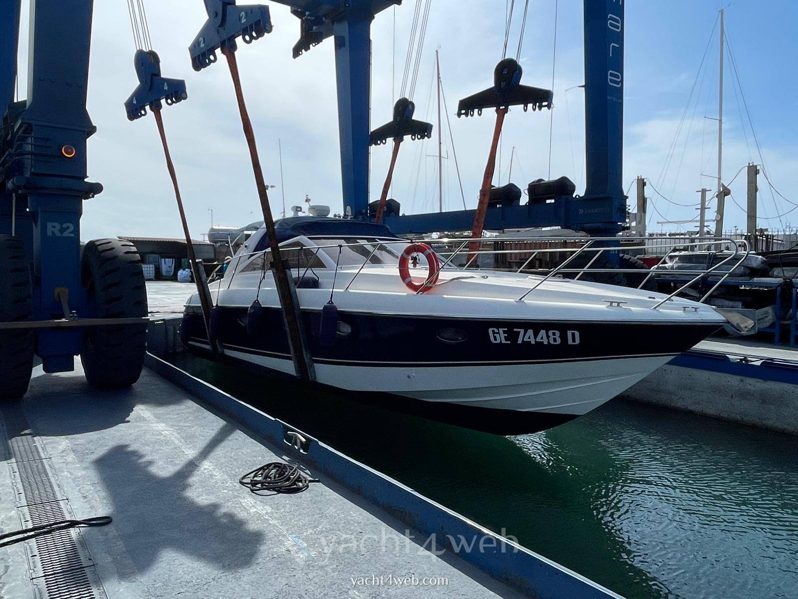 Princess yachts V 42