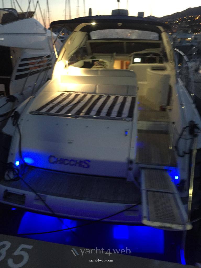 Princess yachts V 42