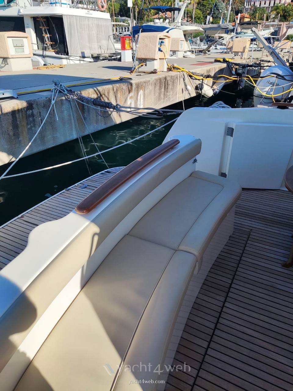 Jeanneau Prestige 32 verwendet