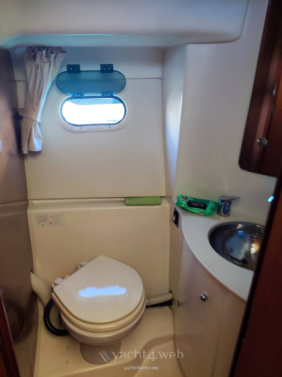 Jeanneau Prestige 32 Flybridge