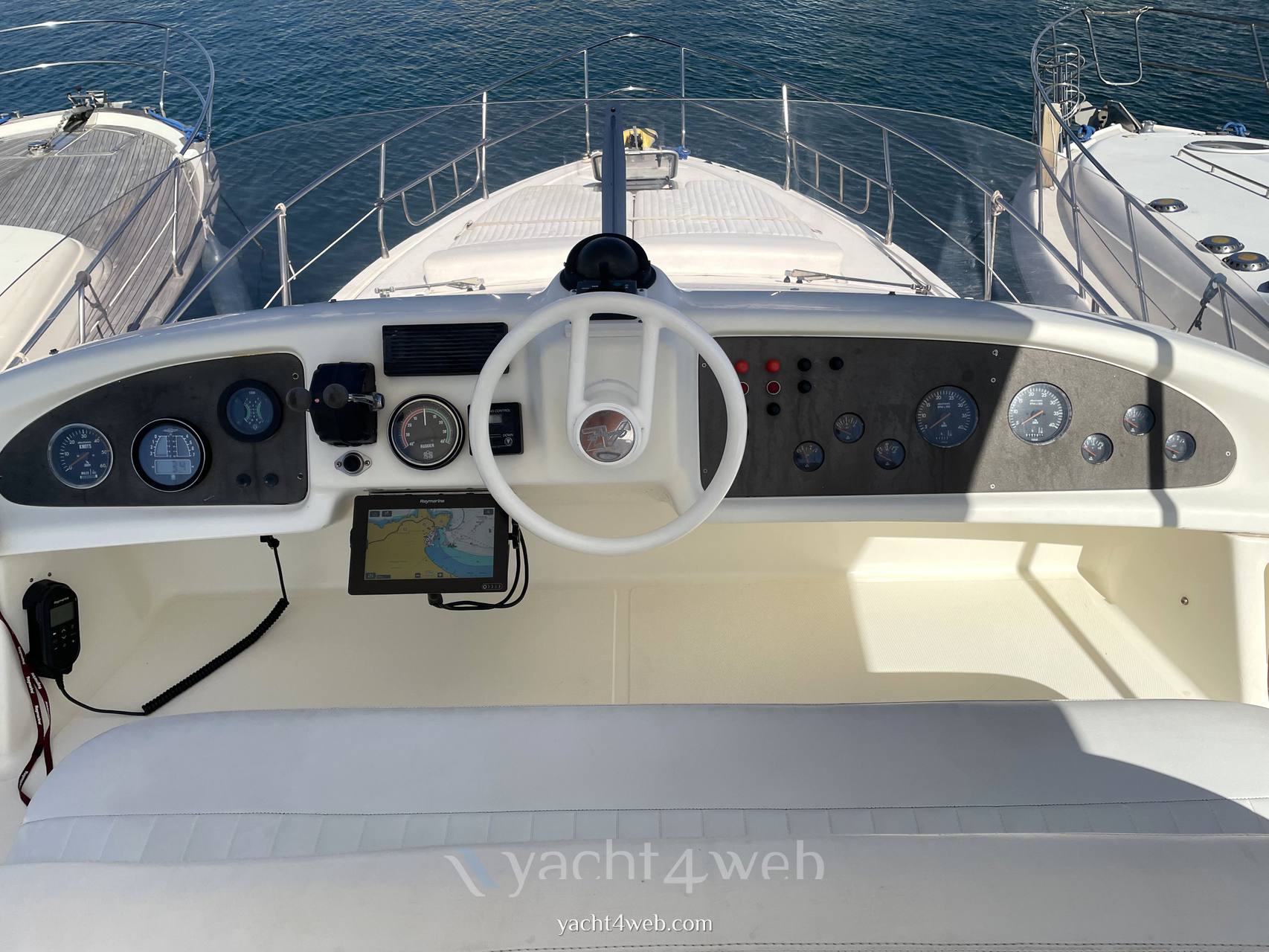 Azimut 40 fly fotografia