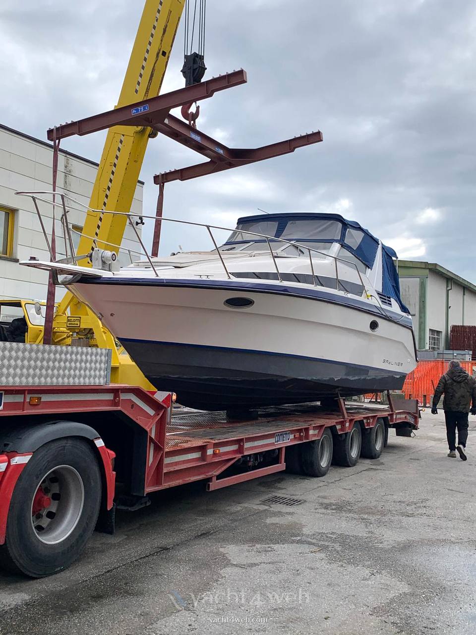 Bayliner Avanti 3055 