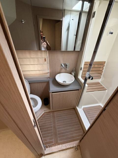 Beneteau Montecarlo 5s barca a motore