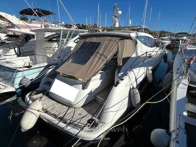 Rio 44 air ht motor boat