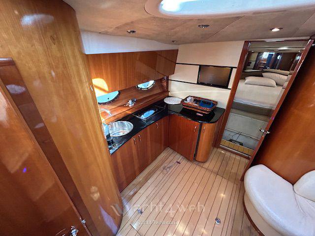 Rio 44 air ht motor boat