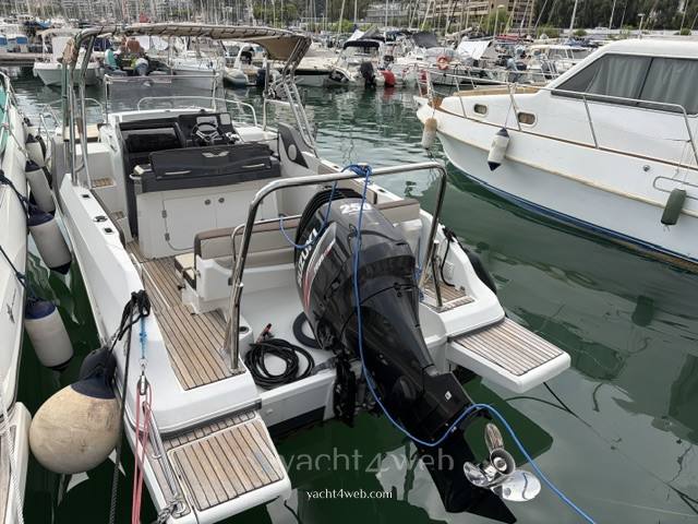 Beneteau Flyer 7.7 sun deck 