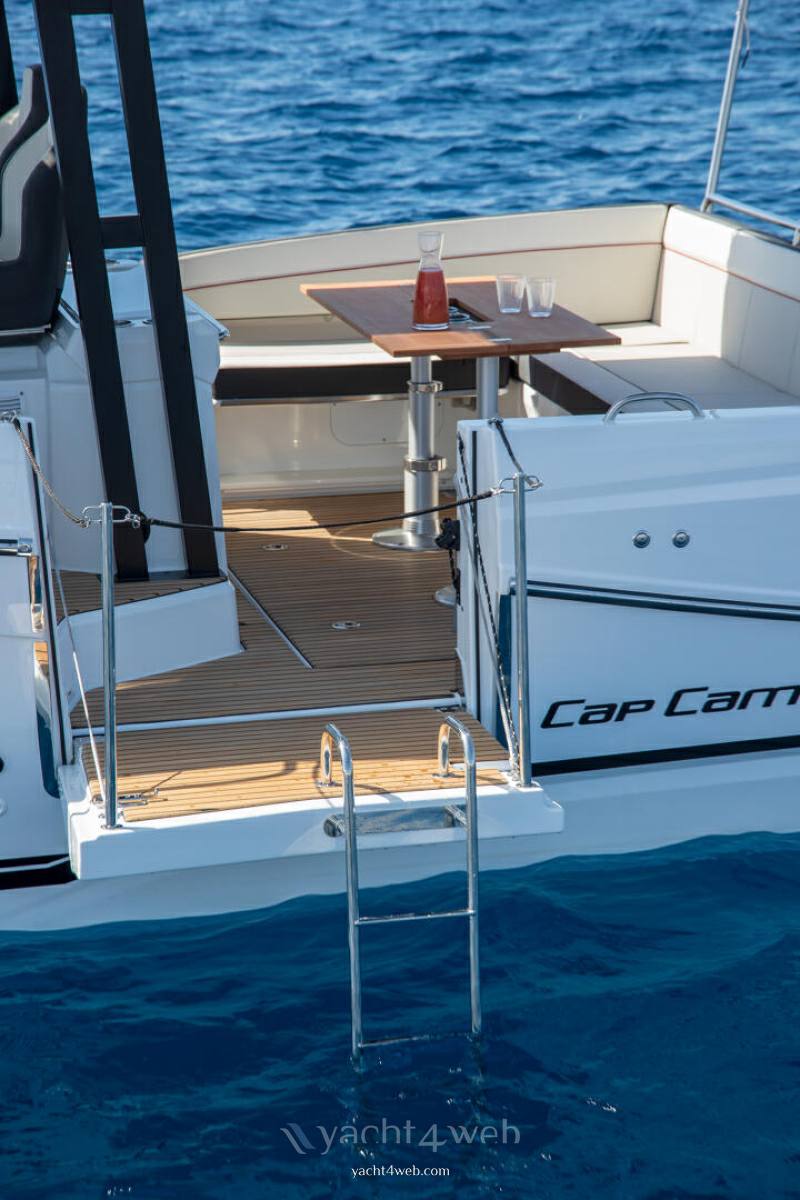 Jeanneau Cap camarat 9.0 wa 2 Barca a motore nuova in vendita
