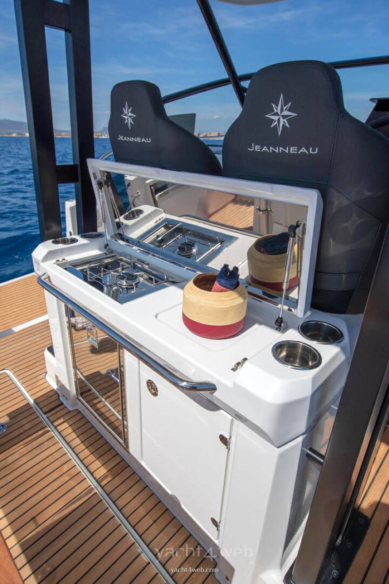 Jeanneau Cap camarat 9.0 wa 2 Cabina di prua nuovo