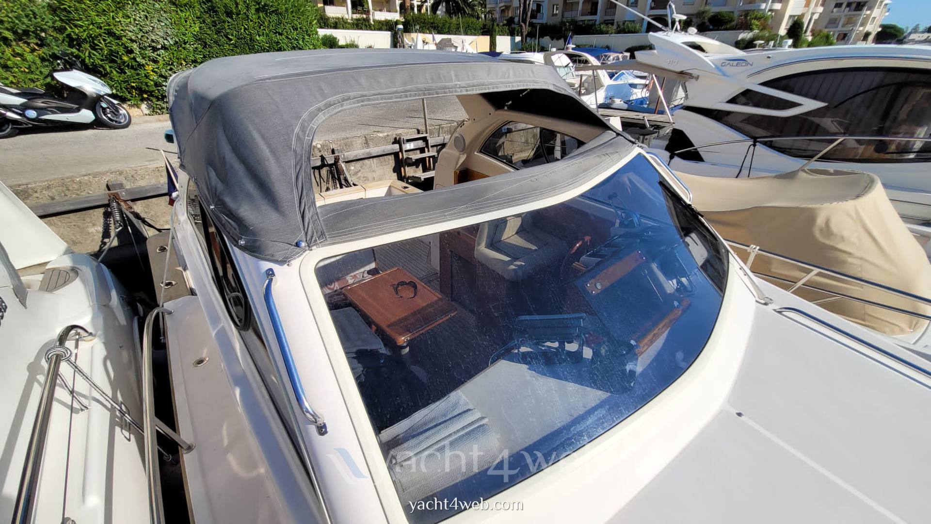 Portofino 750 spider 照片