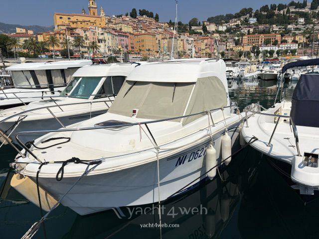 Beneteau Antares 650 hb 