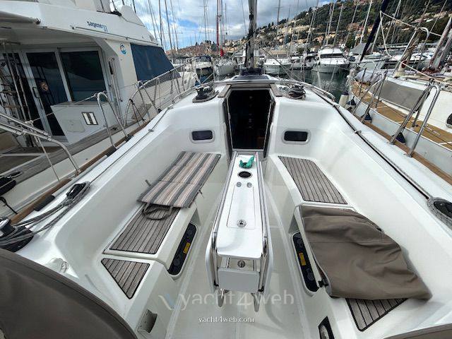 Jeanneau Sun odyssey 349 帆船