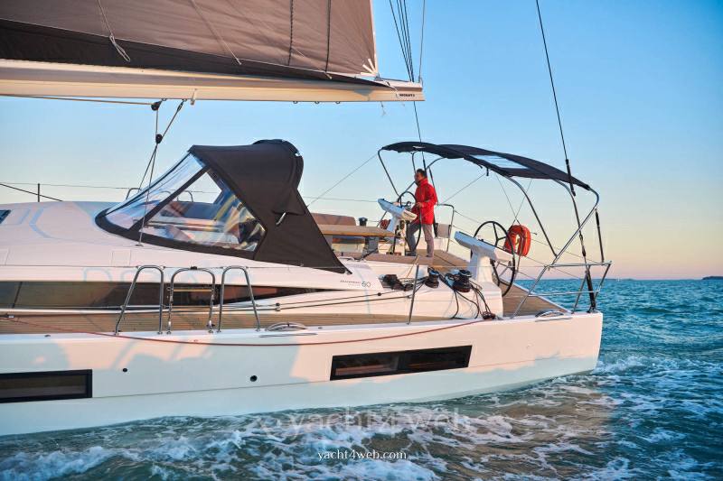 JEANNEAU YACHT J60 Barca a vela nuova in vendita