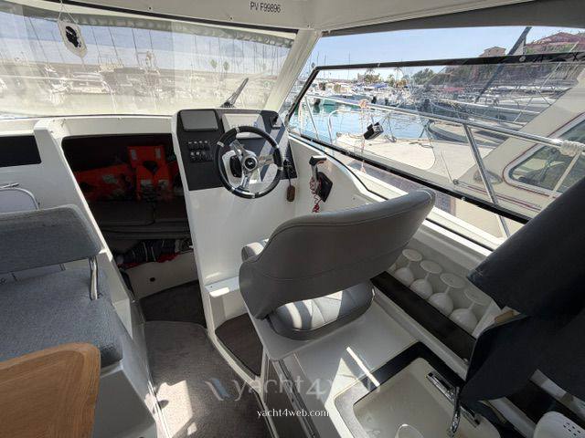 Beneteau Antares 8 