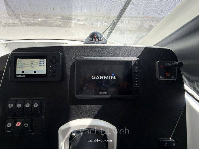 Beneteau Antares 8 Pilotina