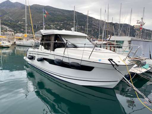 JEANNEAU JEANNEAU Merry fisher 895