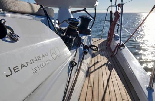 JEANNEAU YACHT JEANNEAU YACHT J60