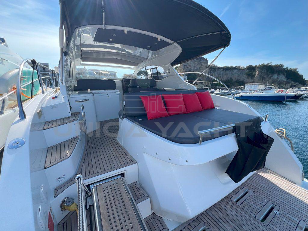 Azimut atlantis 43 hard top