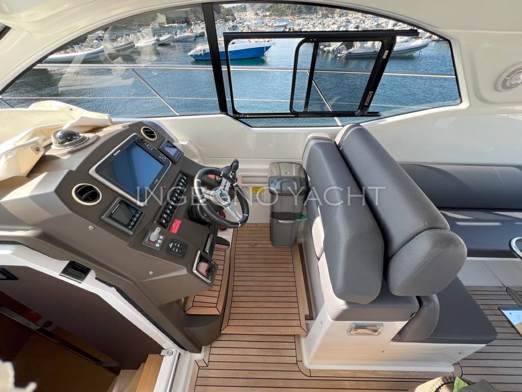 Azimut atlantis 43 hard top