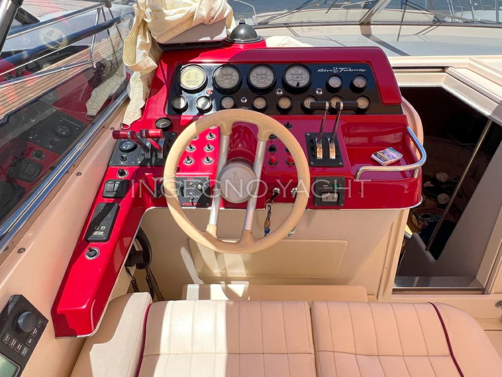 Riva 51 turborosso Motorboot gebraucht zum Verkauf