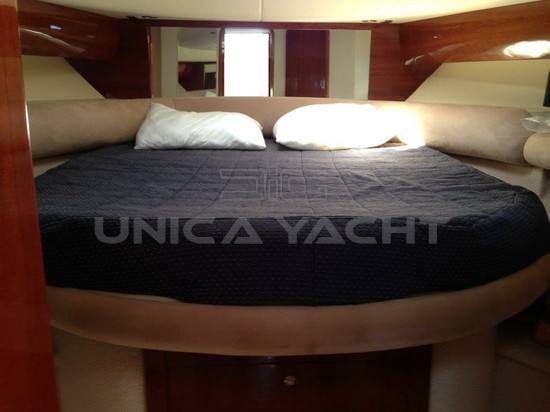 Princess V42 Express Cruiser usado