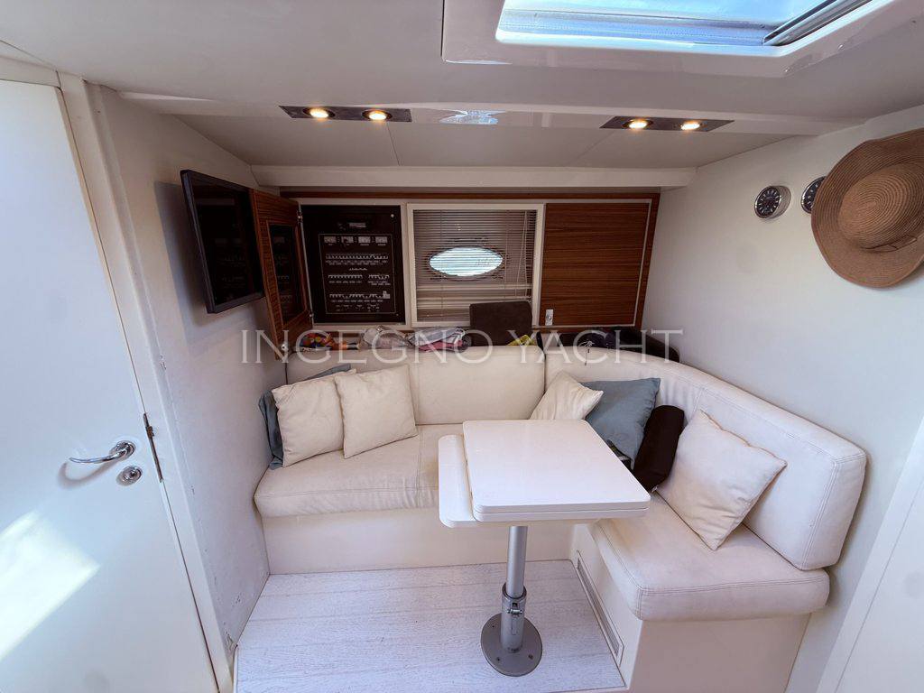 Itama Forty Motor boat used for sale