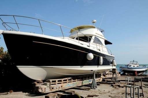 Cantieri estensi Cantieri estensi Goldstar 360 fly