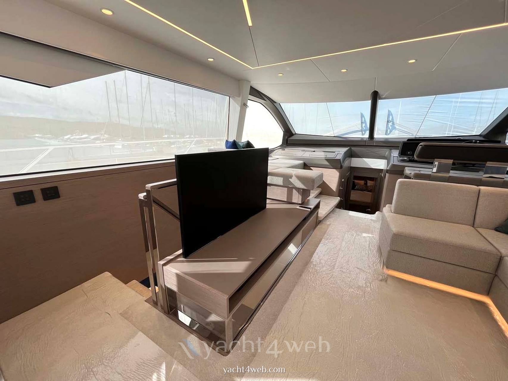 Sunseeker Manhattan 68 