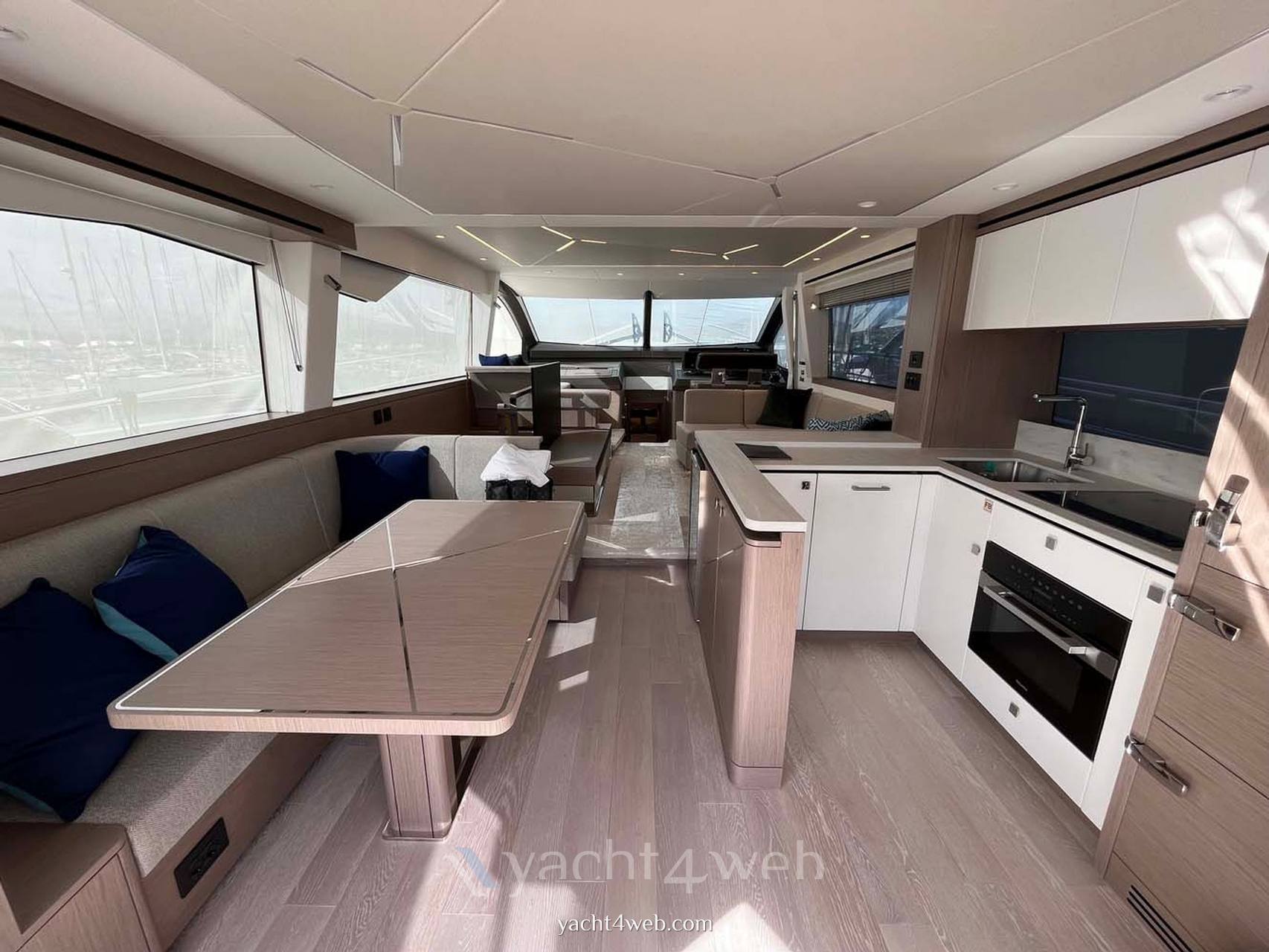 Sunseeker Manhattan 68 fotografia