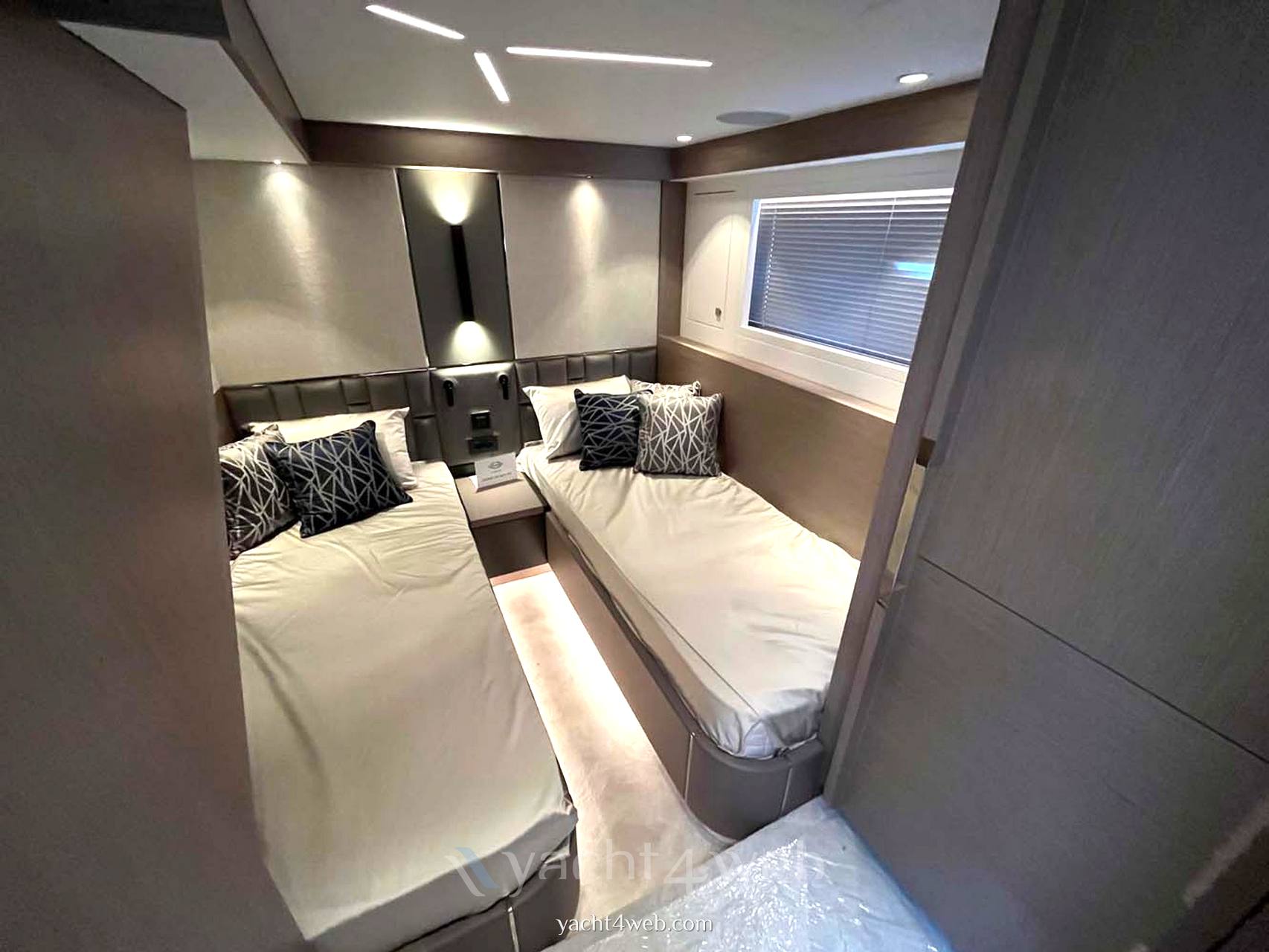 Sunseeker Manhattan 68 barca a motore
