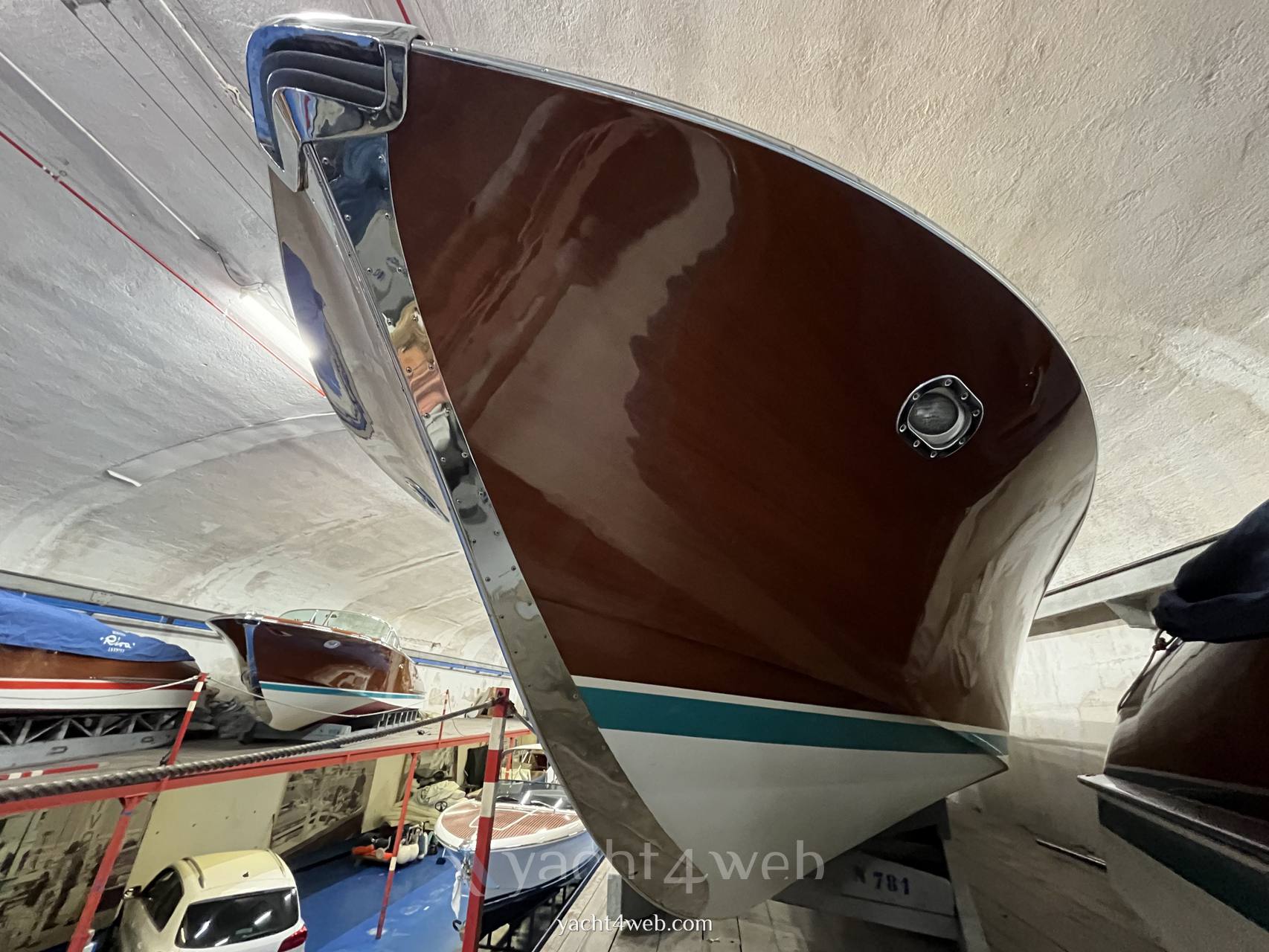 Riva Aquarama special Моторная лодка используется для продажи