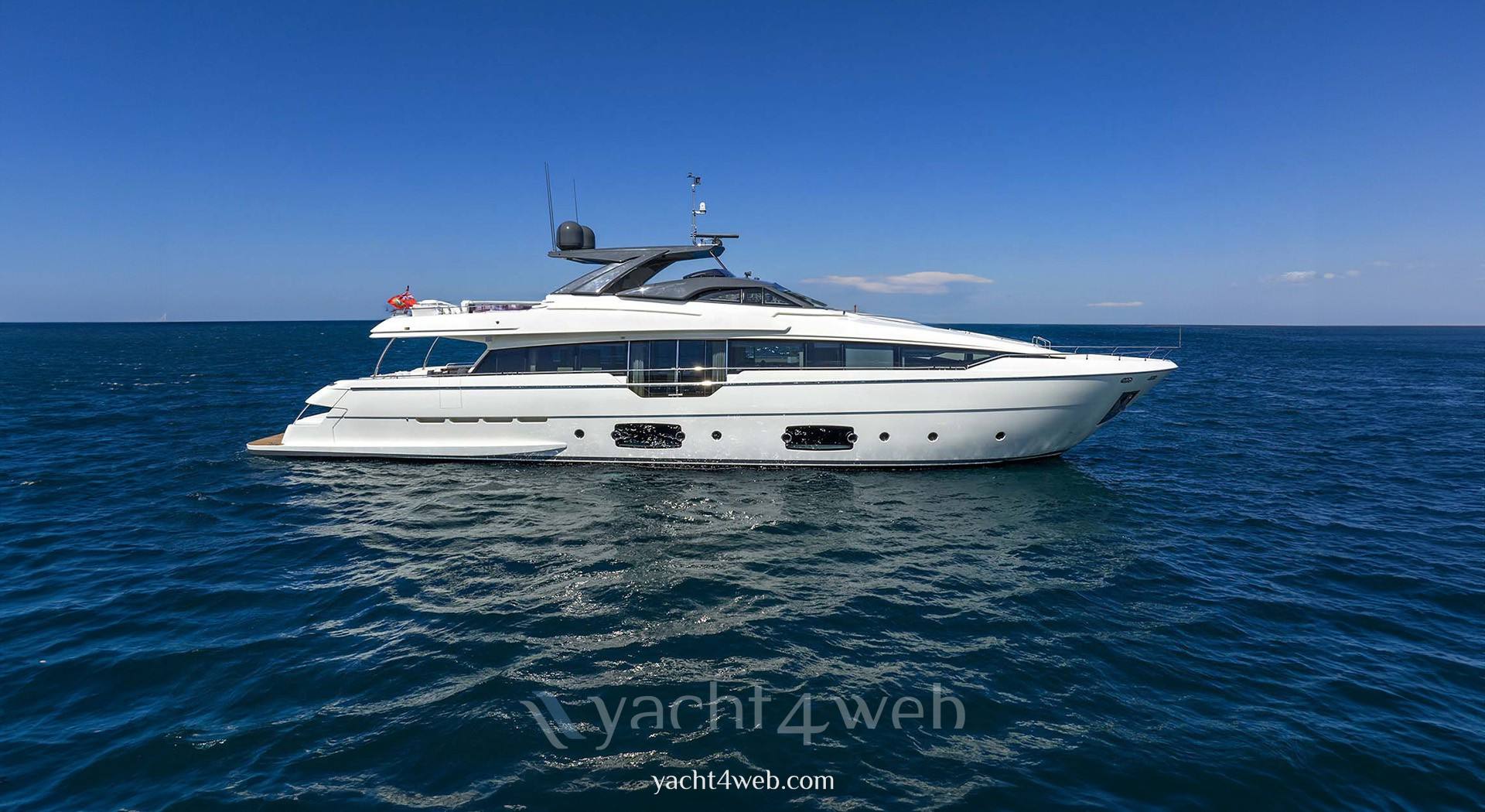 Ferretti yachts 960 