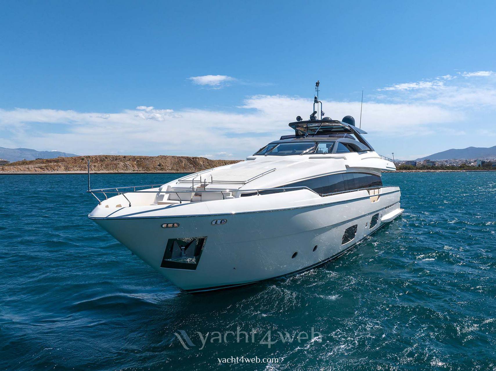 Ferretti yachts 960 Yate a motor usado