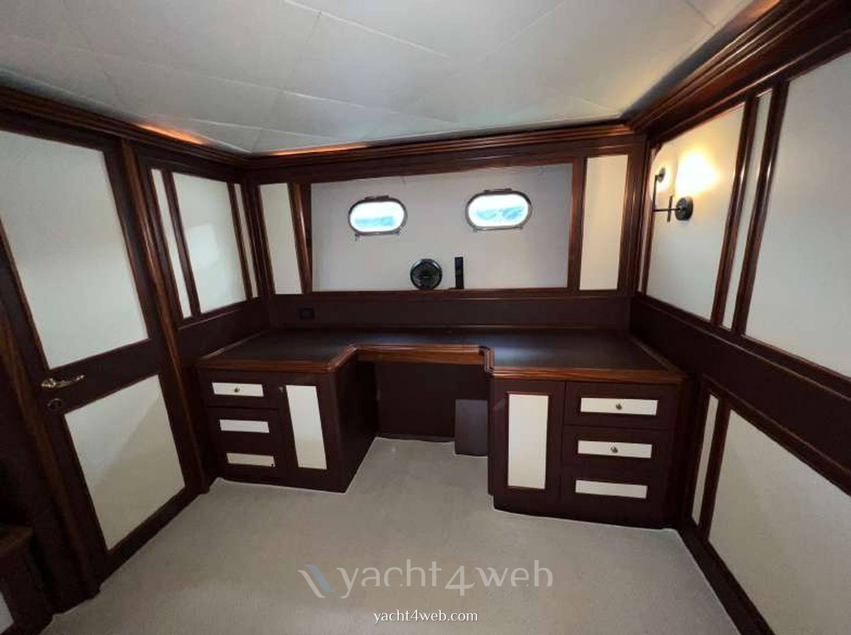 Custom line Navetta 27 Motor yacht