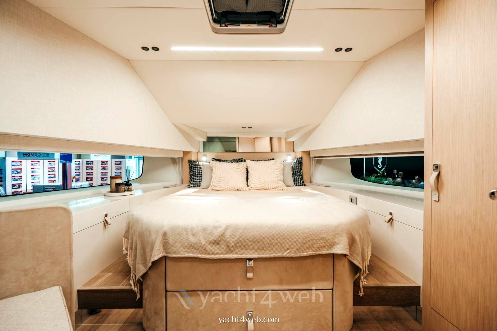 Sacs tecnorib Rebel 50 Motoryacht verwendet