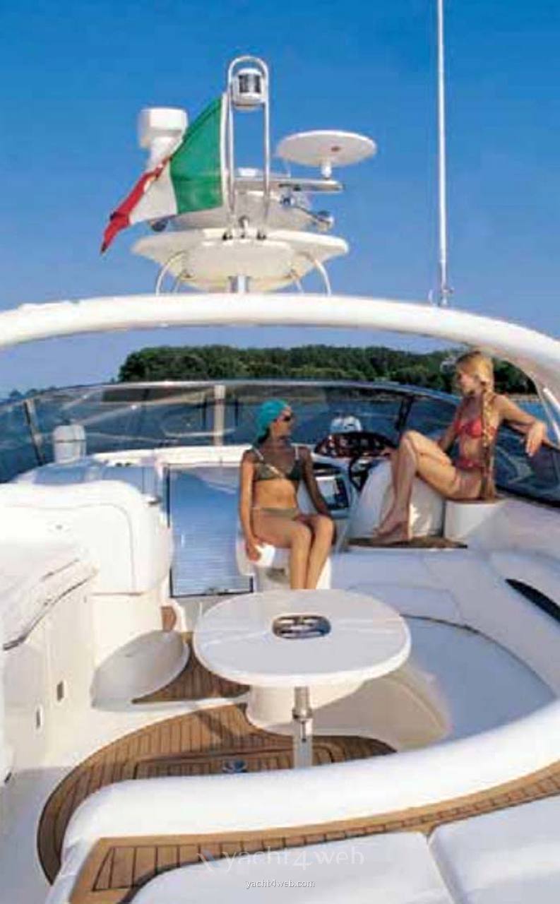 Cranchi Mediterranée 50 Motoryacht verwendet