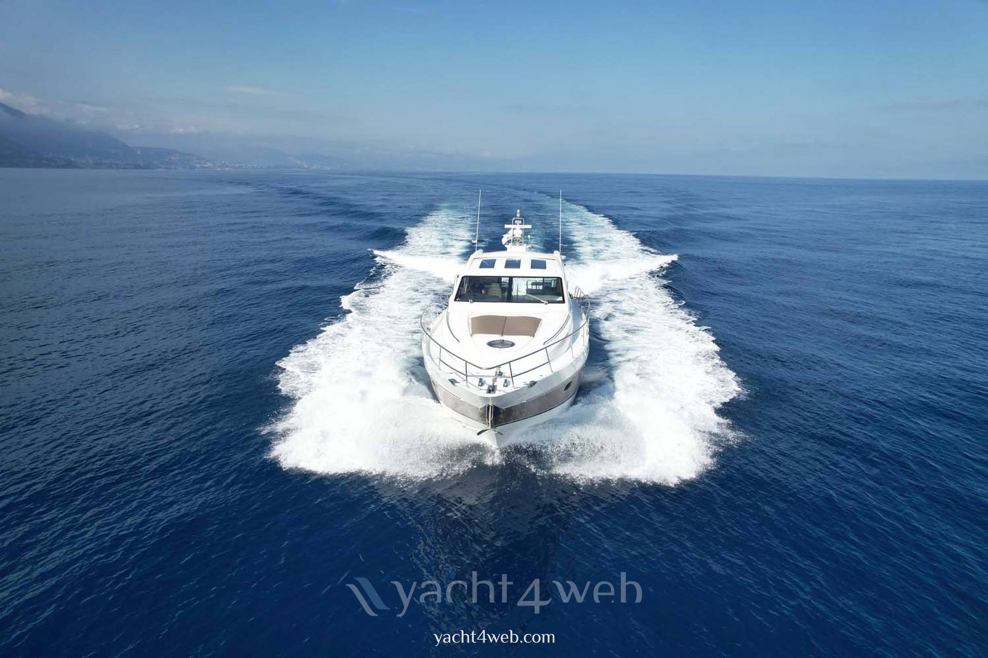 Princess V65 Motoryacht