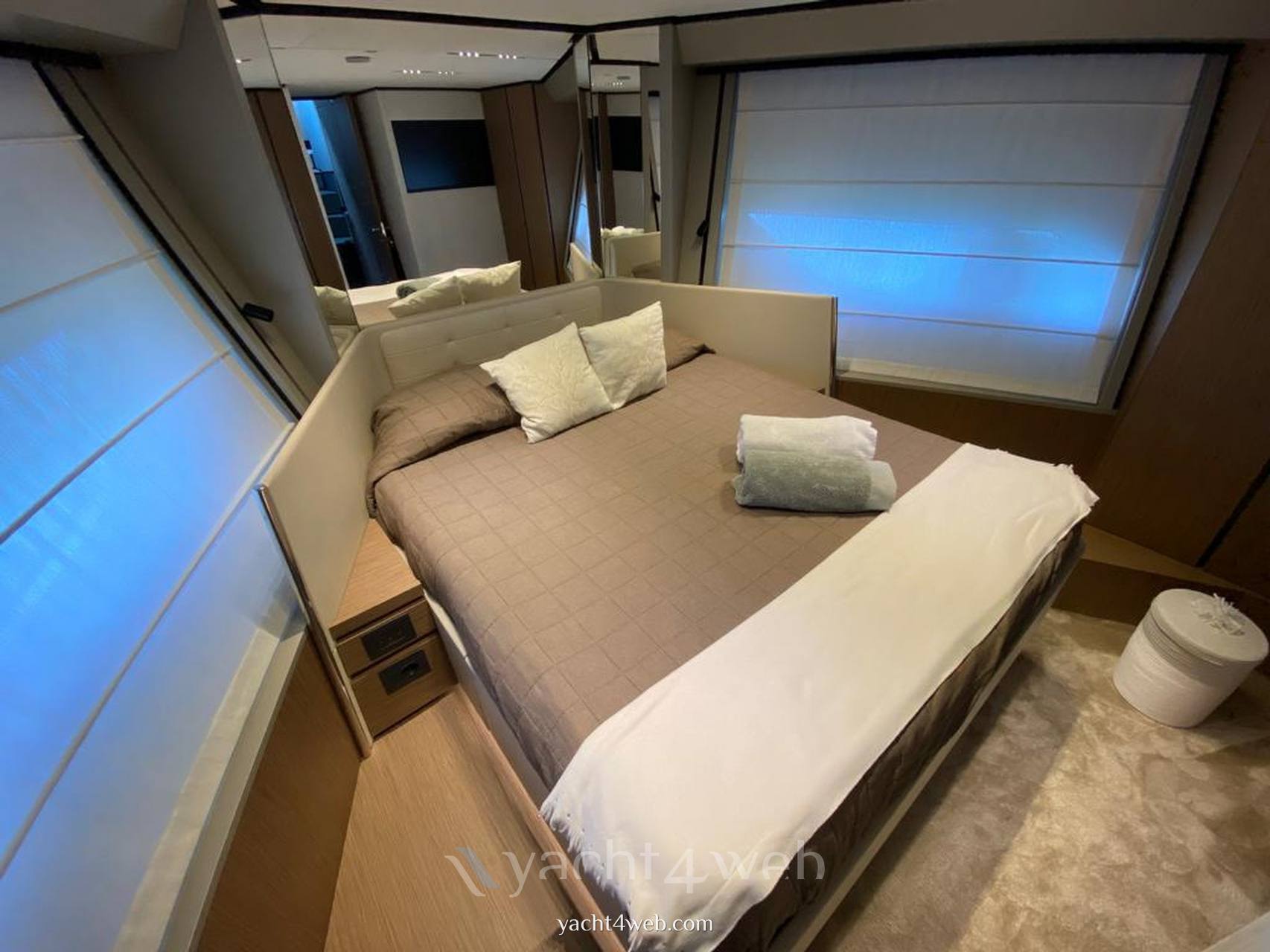 Ferretti yachts 720 Motoryacht usato