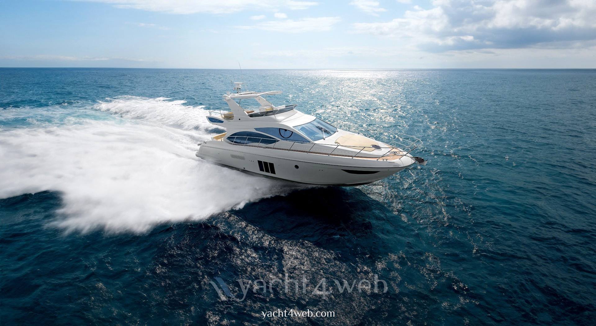 Azimut 53 flybridge Моторная лодка используется для продажи