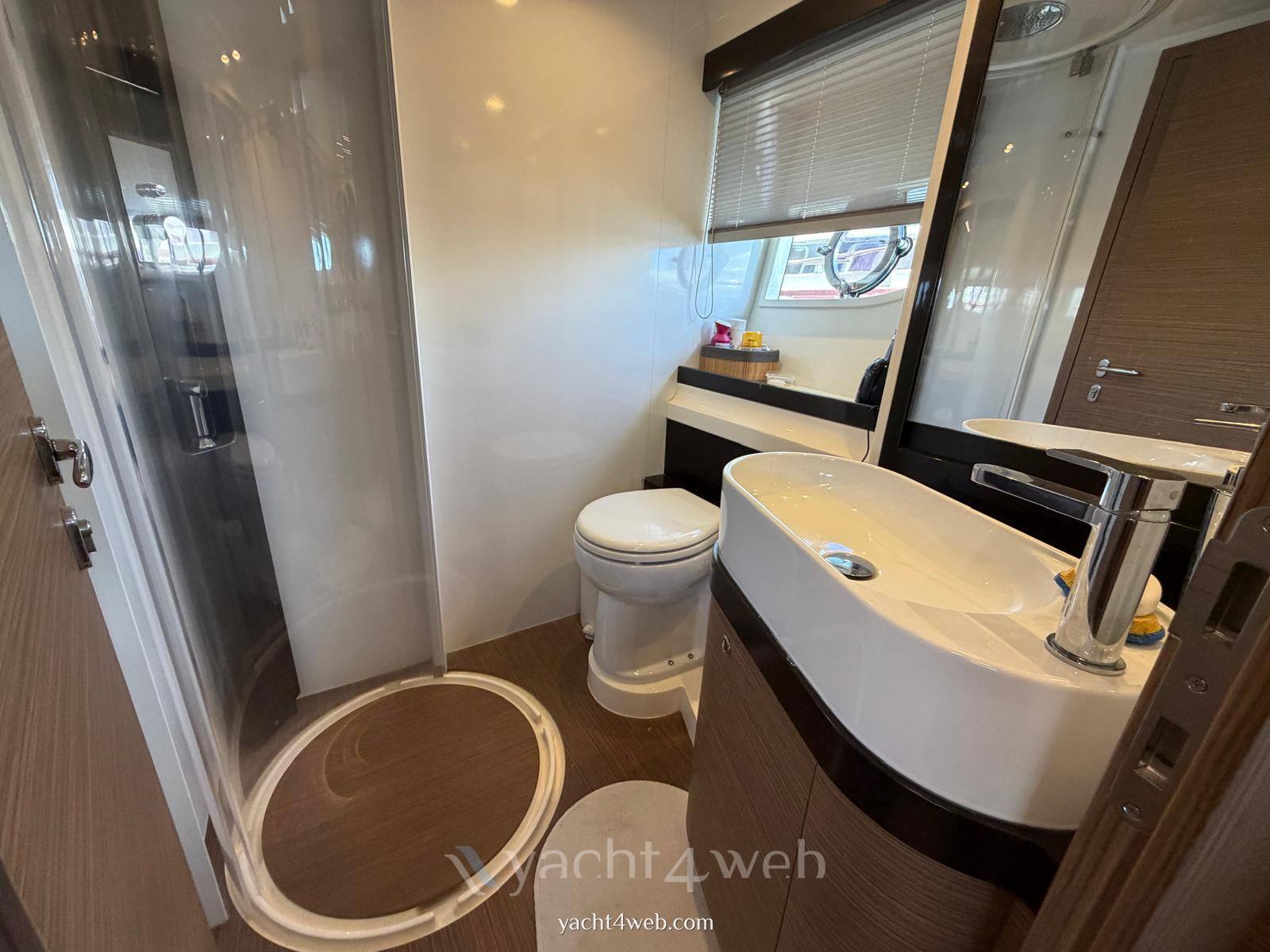 Ferretti yachts 550 Motoryacht usato