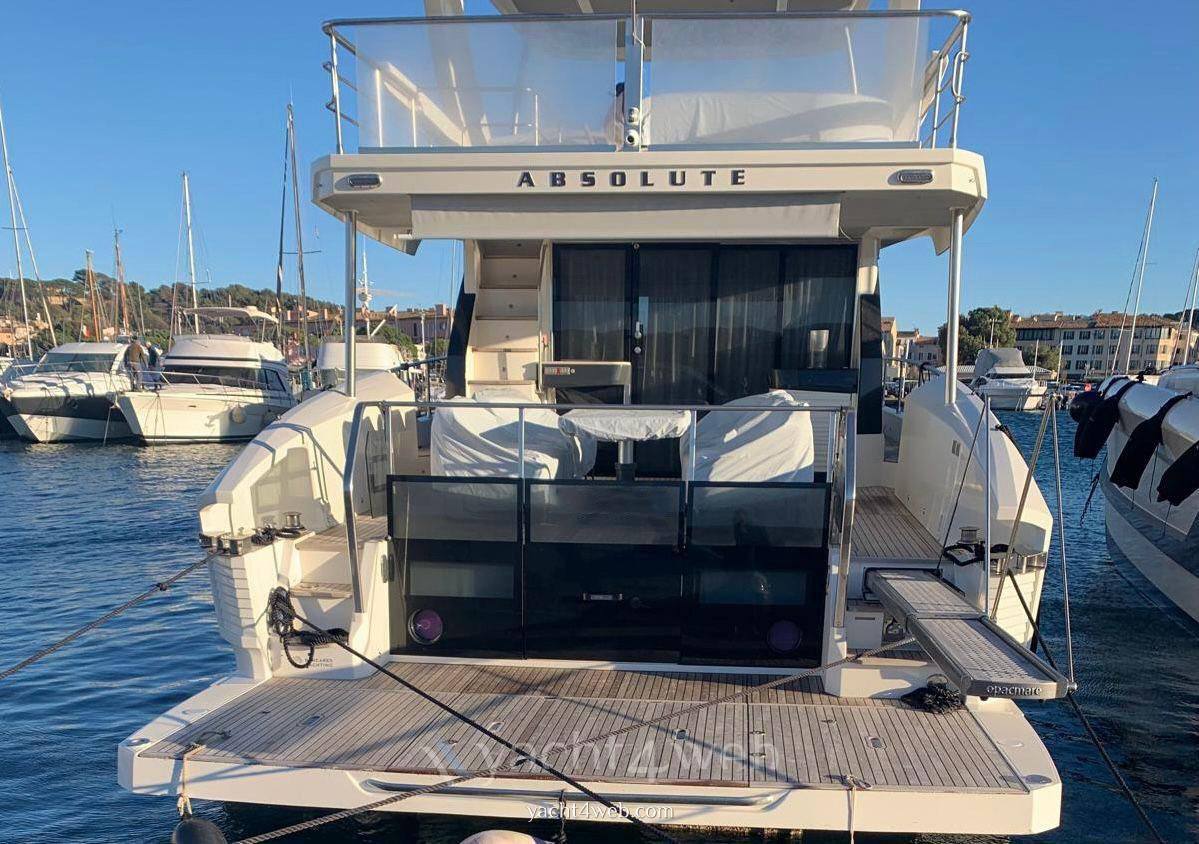 Absolute 60 fly Barco de motor usado para venta