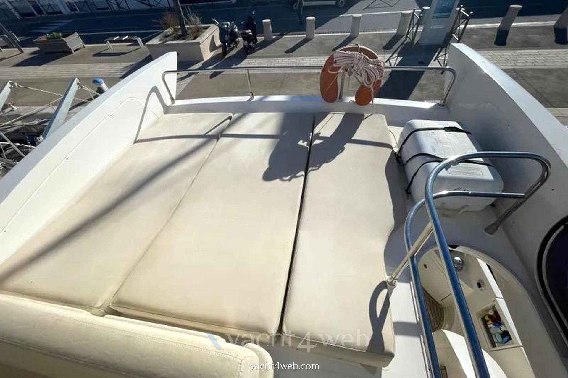 Azimut 58 verwendet