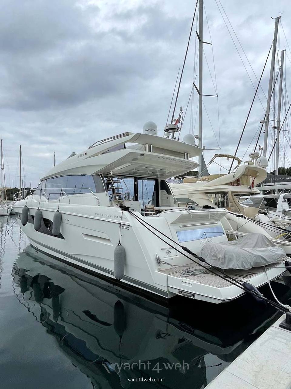 Jeanneau Prestige 630 s Barco de motor usado para venta