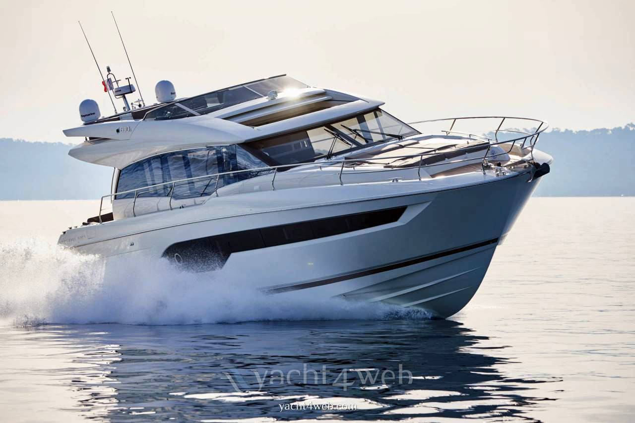 Jeanneau Prestige 630 s Barco de motor usado para venta