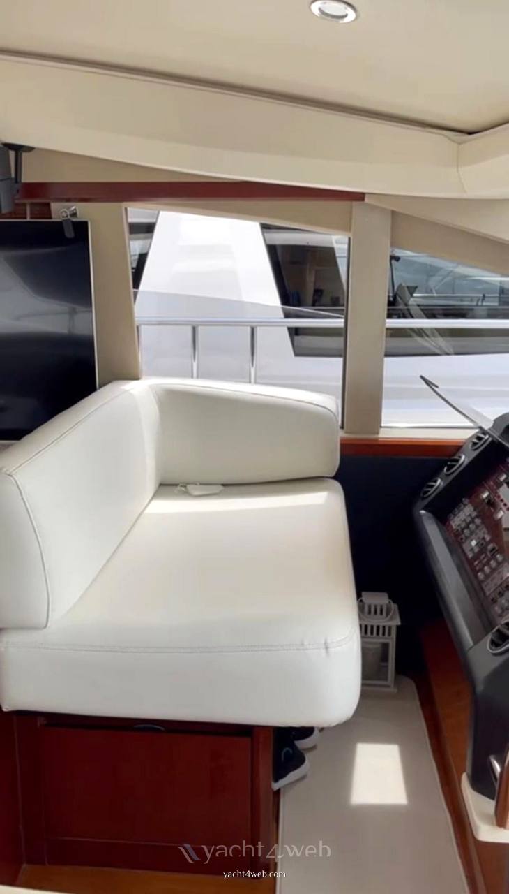 Princess V70 Barco de motor usado para venta