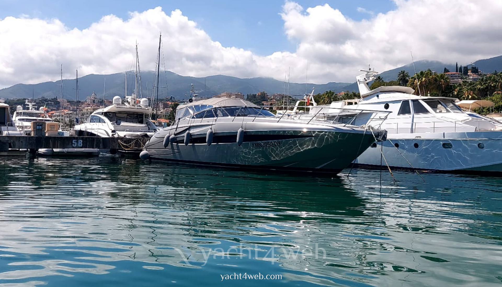 Riva 52 rivale 