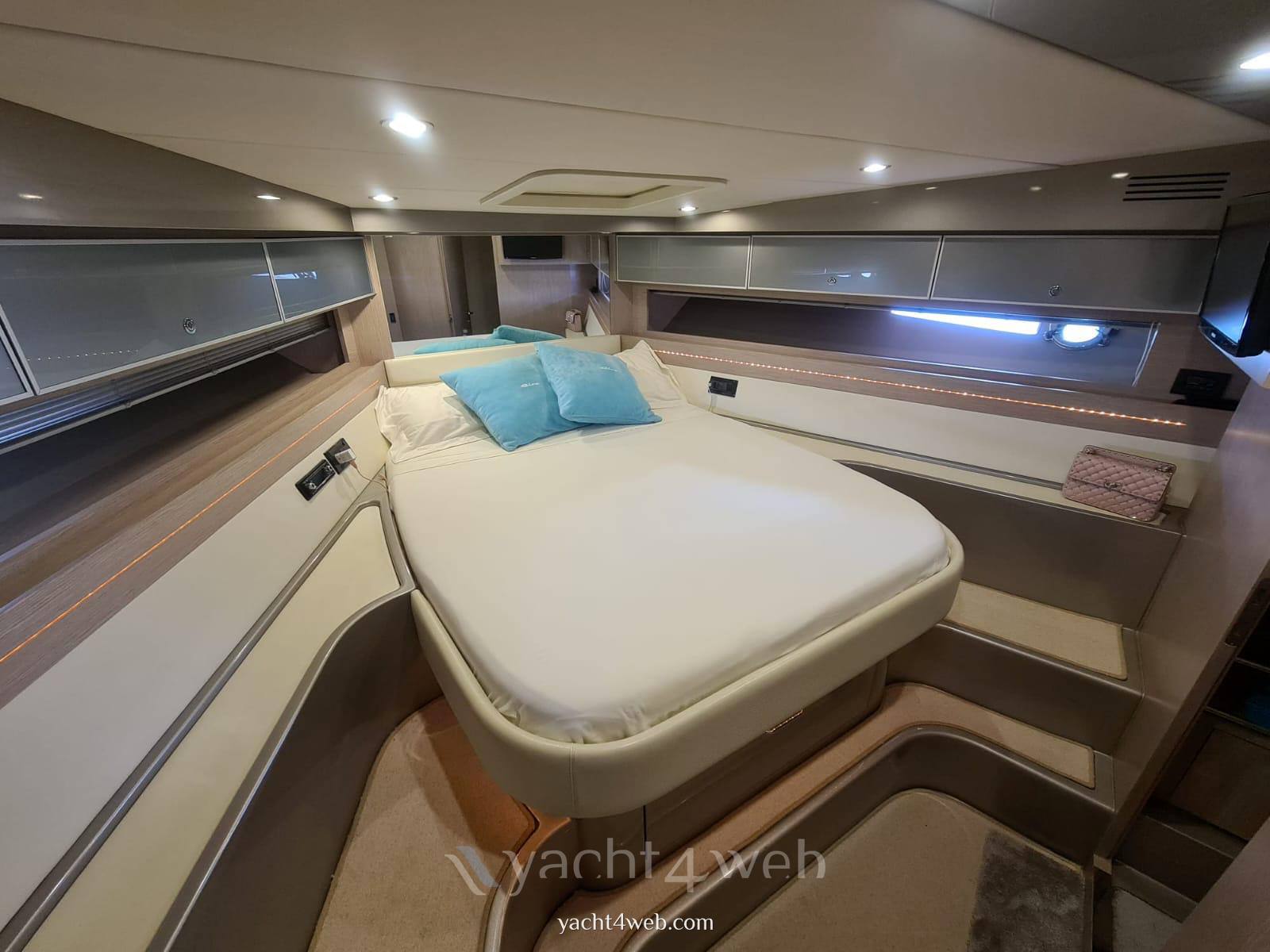 Riva 52 rivale Barca a motore usata in vendita