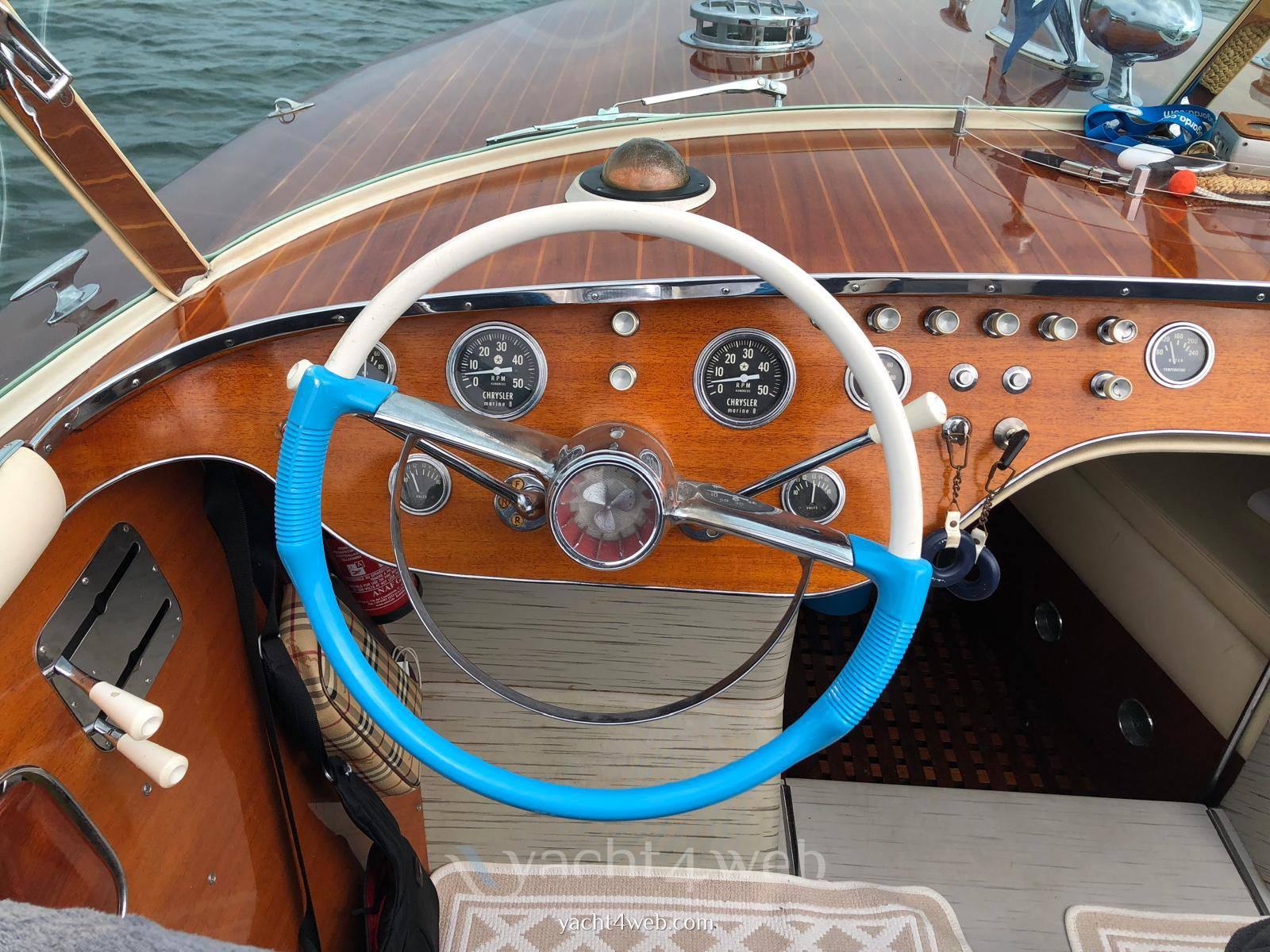 Riva Tritone aperto Motorboot gebraucht zum Verkauf