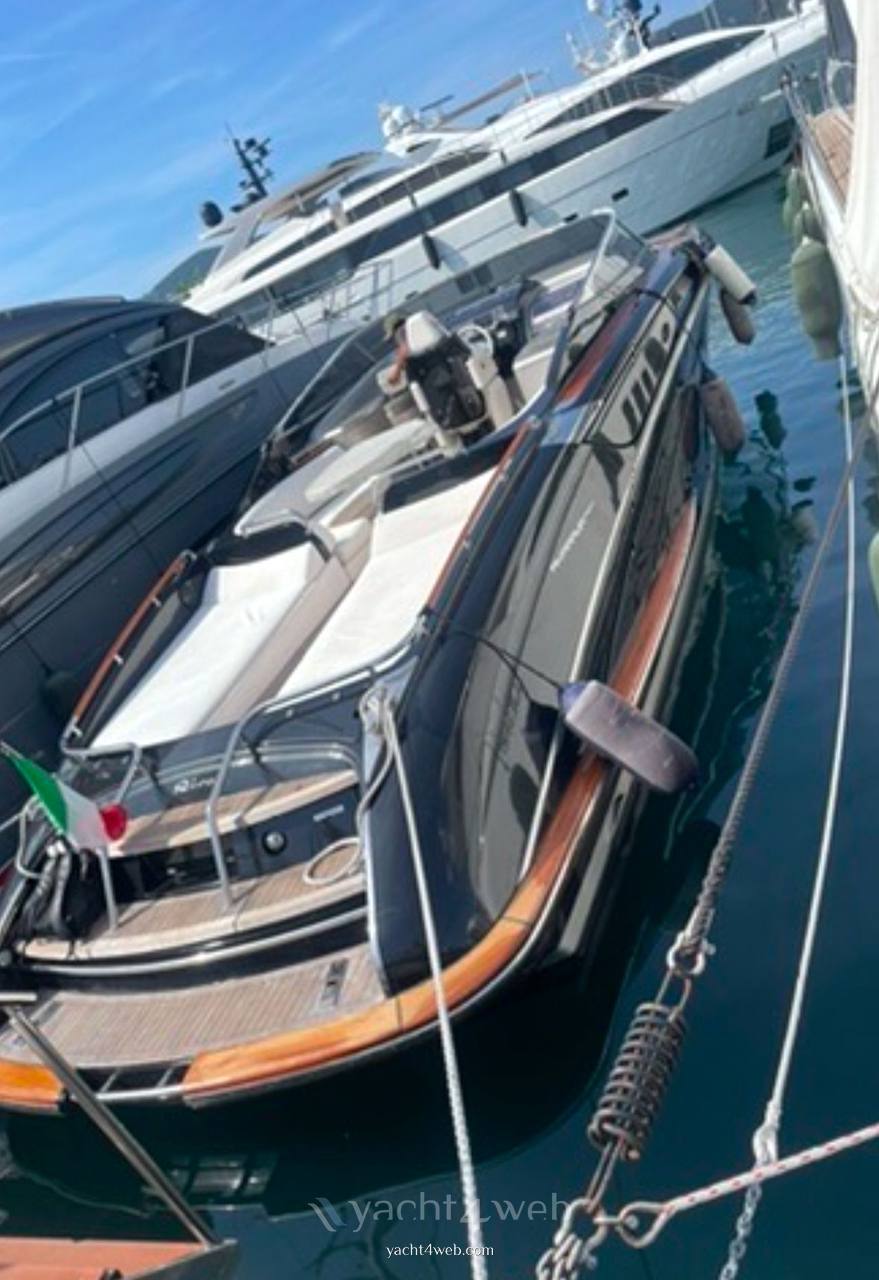 Riva Rivarama 44 barca a motore